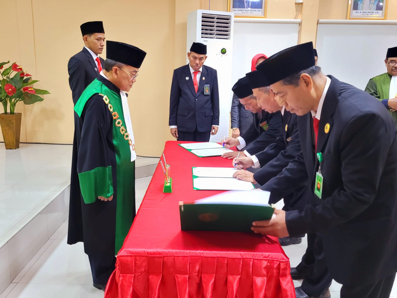 WhatsApp Image 2023-04-06 at 11.06.05 (1).jpeg